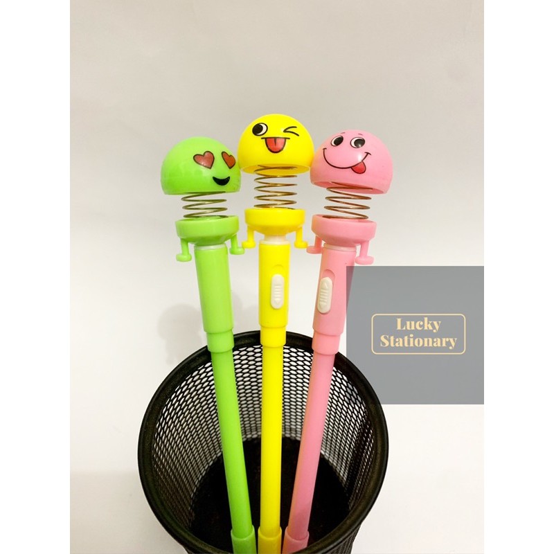 

Pulpen Gel Lampu Per 0.5mm Karakter Emoticon/Pen Gel Lampu Per 0.5mm Emoticon/ Pen Gel Murah