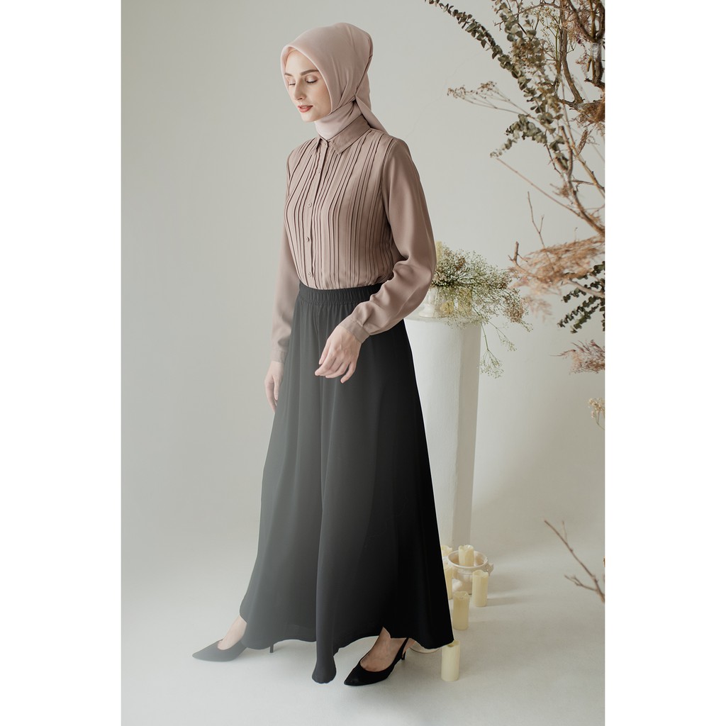 Kaluna by Aska Label - Atasan wanita kemeja plisket lengan panjang dengan manset warna abu taupe, pink mauve, hitam black