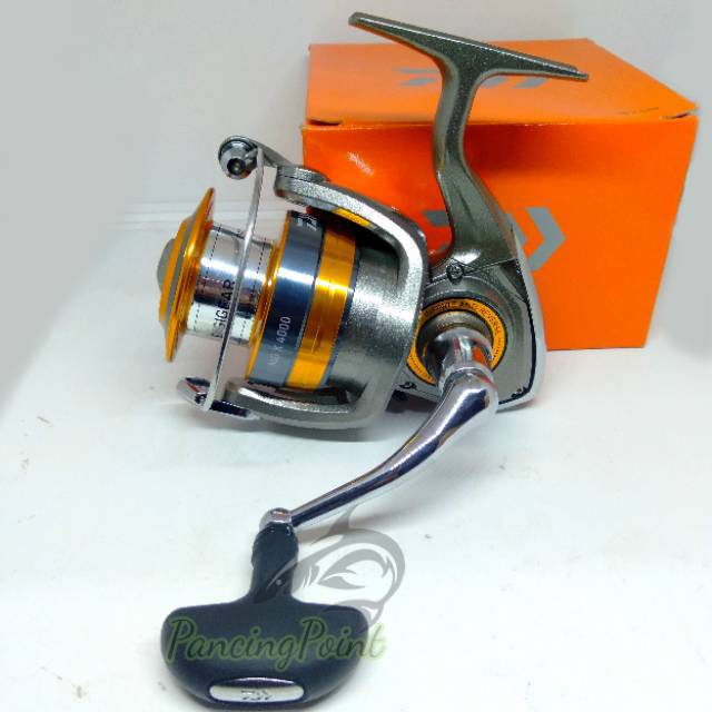 Reel Daiwa MG X 4000