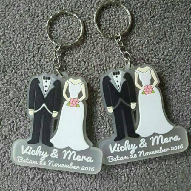 Keychain Gantungan kunci custom logo nama perusahaan  souvenir pernikahan custom