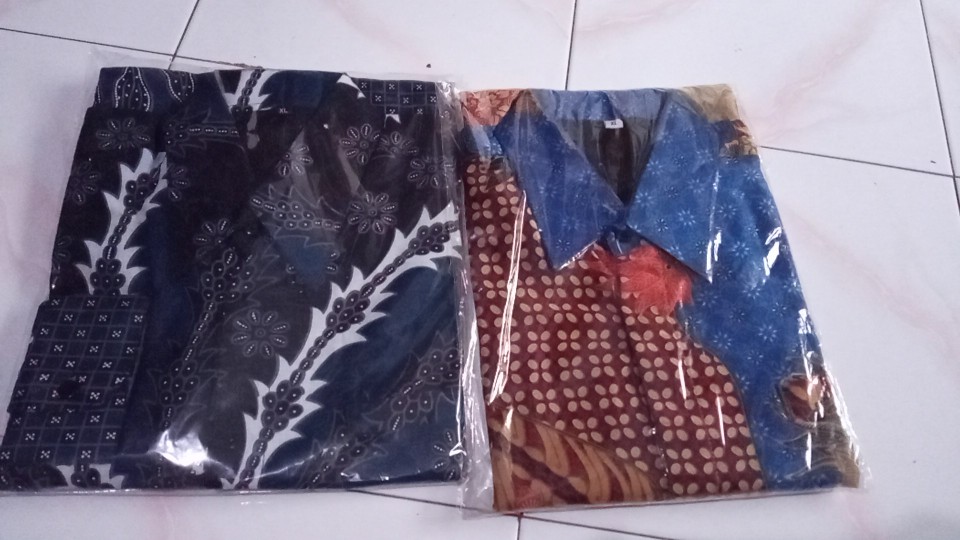 Kemeja Batik Pekalongan Formal Kantor Pria Dewasa Lengan Panjang