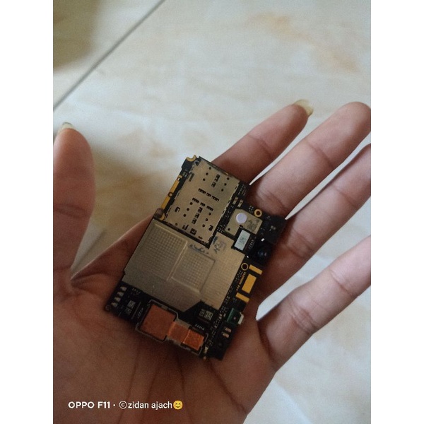 xiomi not 5 pro ram 3/32 minus lcd