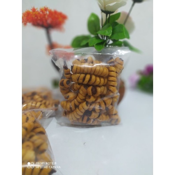 

Promo Sale Pisang Lilit kress 250 gr