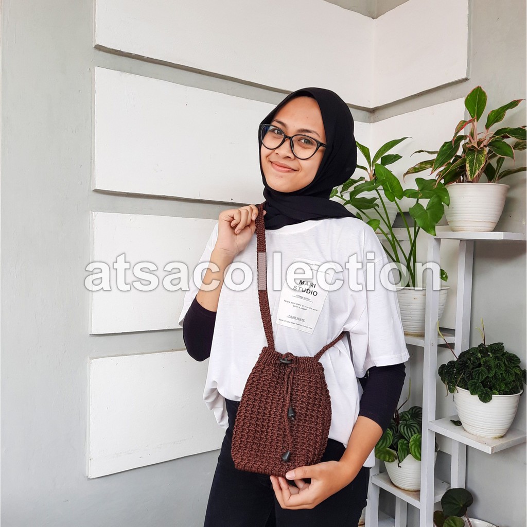 Tas Rajut Serut Mini