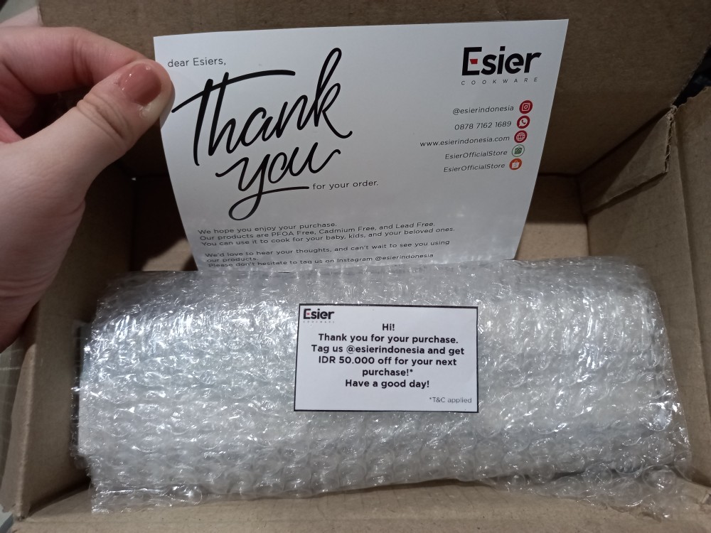 Esier Travel Uv Cutleries Set - Kotak Sterilisasi Peralatan Makan