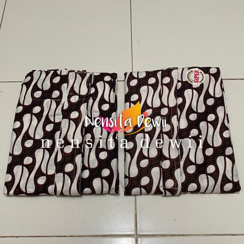 Sepasang Jarik Instan Jogja / Lis Putih - Motif Lereng Tanggung