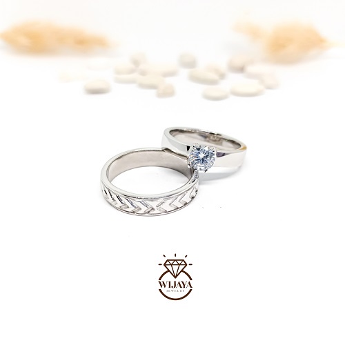 CINCIN NIKAH CUSTOM BERBAHAN PLATINUM DAN EMAS PUTIH