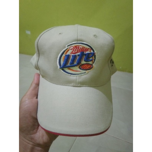 Topi Nascar Miller Lite.