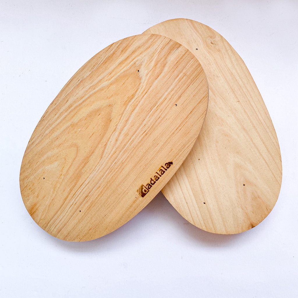 DADALALA Talenan Kayu Pinus Model Kaki Ukuran 20×14 Cm / Tatakan Sushi