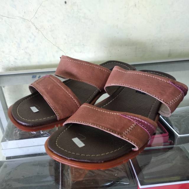 Sandal kulit asli sol karet pantil (BISA COD) bayar ditempat