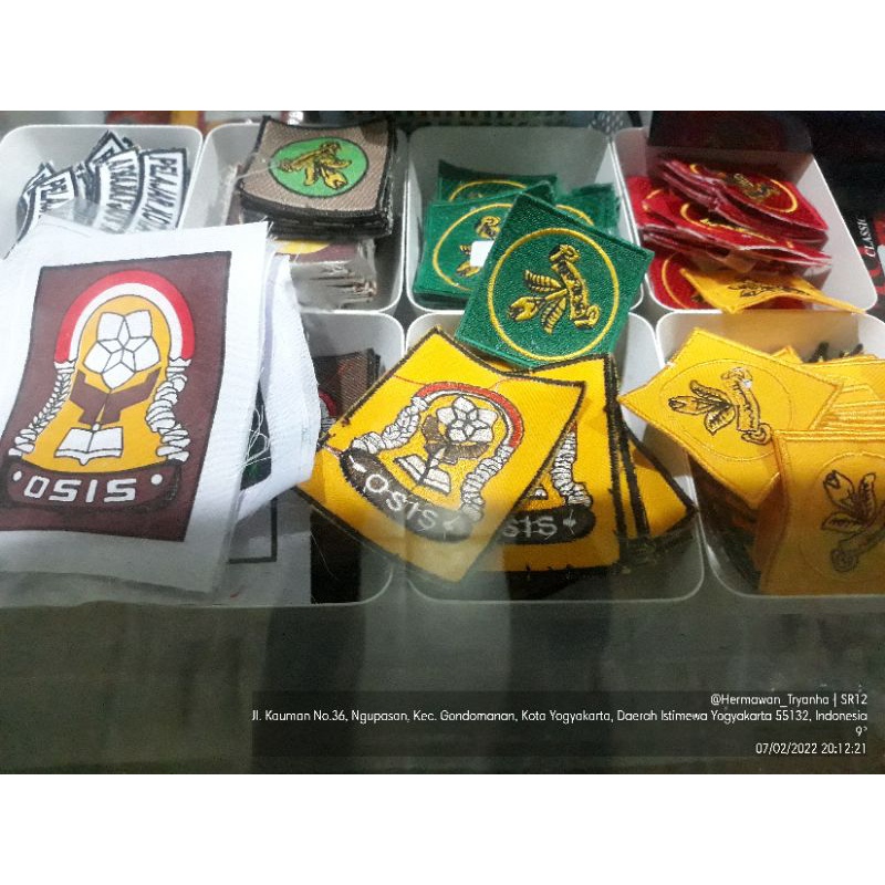 

Bet Seragam Sekolah SD SMP SMA SMK