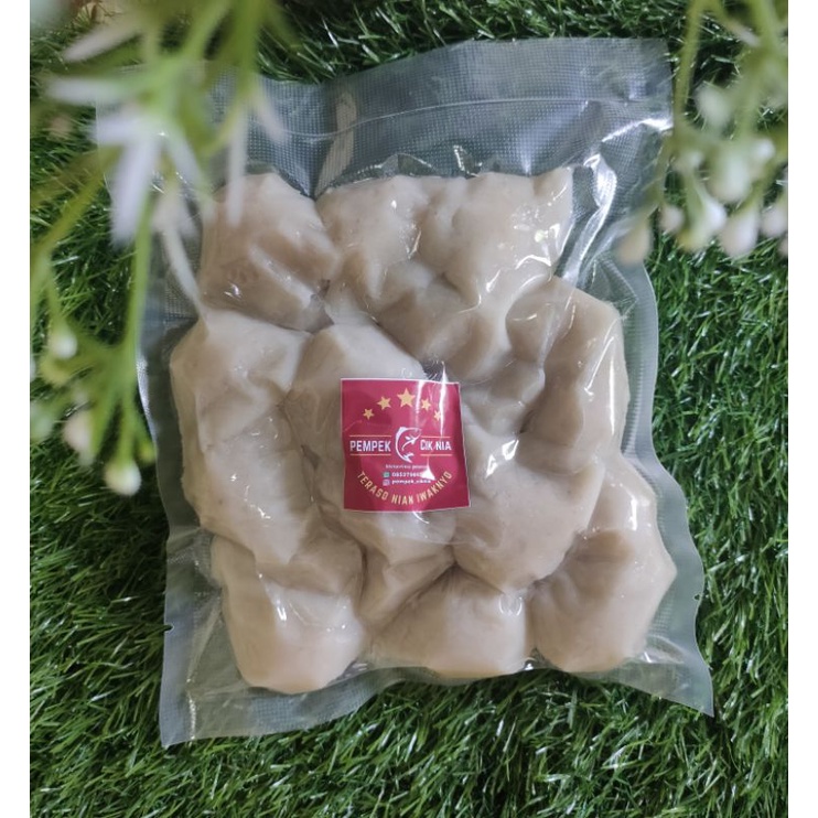 

Pempek telur 20
