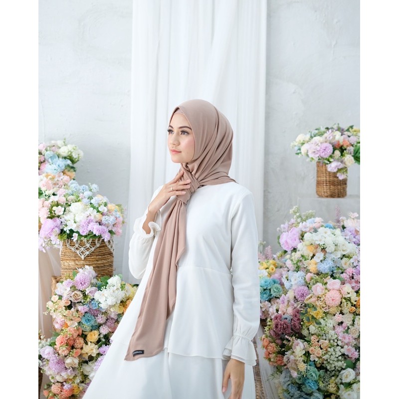 Izzy Square Instant - Albata Hijab-1