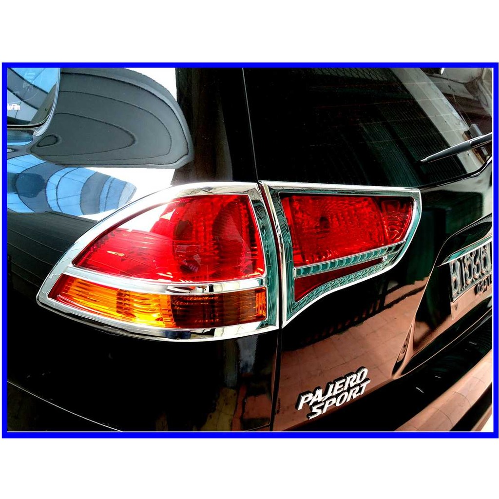 Garnish / Garnis / List Lampu Belakang Pajero Sport