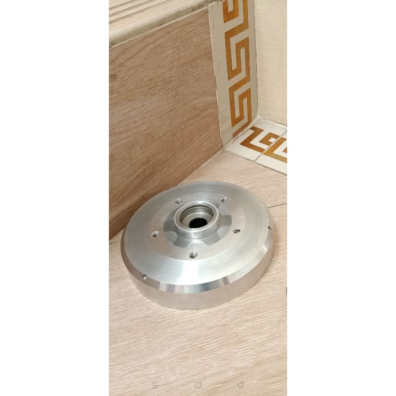 tromol belakang vespa custom buatan garasi scooter gscooter untuk upgrade R 12 atau adaptor ufo