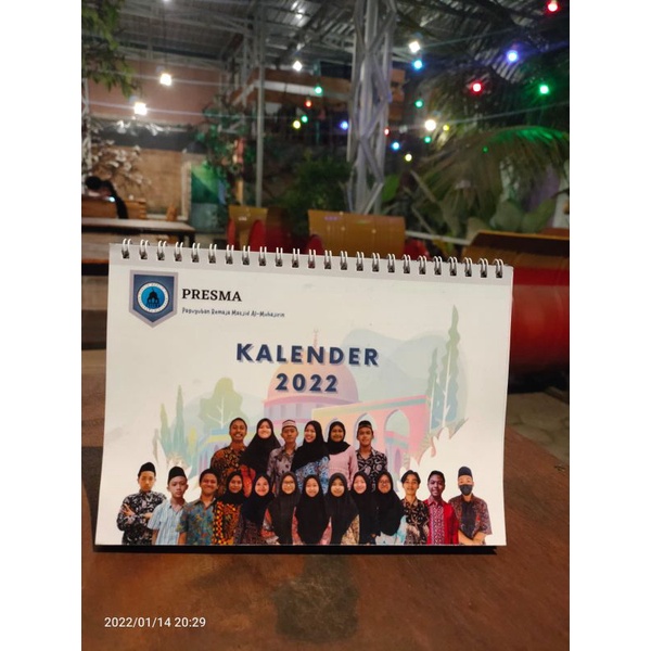 

Kalender Meja Custom 2022
