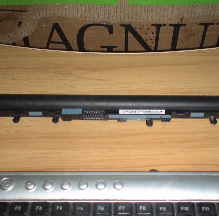 batre laptop acer corei3