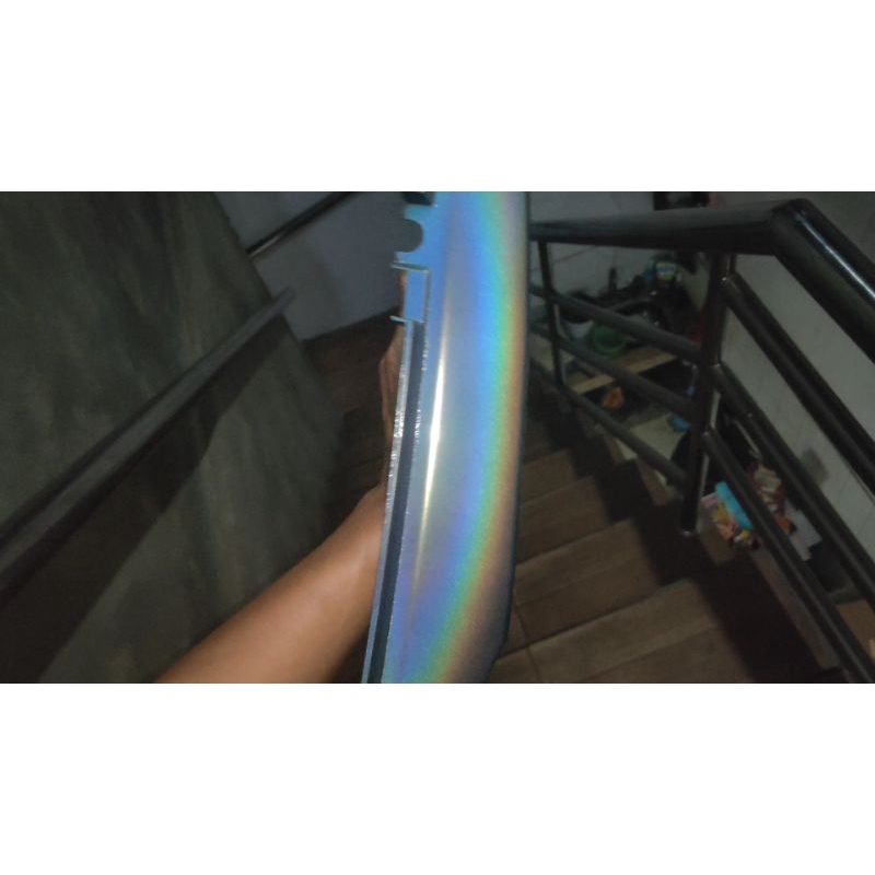 

Cat hologram laser pelangi hitam silver halus motor mobil