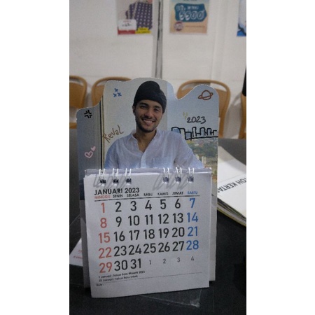 

MINI KALENDER MEJA