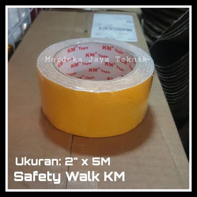 

Safety Walk Anti Slip KM Lakban Anti Slip Warna Kuning Ukuran 2"IN x 5M Isolasi Untuk Anak Tangga
