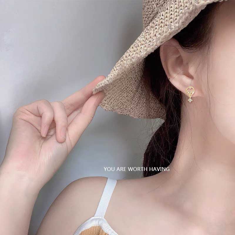 Anting Tusuk Gantung Bahan Sterling Silver 925 + Titanium Steel Hias Zircon Gaya Korea / Simple Untuk Wanita