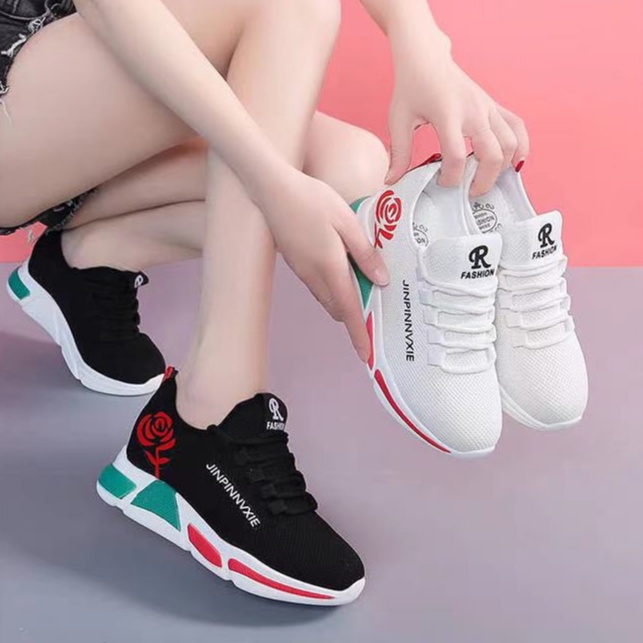 Sneakers Casual Sport Running Fashion Wanita Terbaru Design Simple Keren - 888