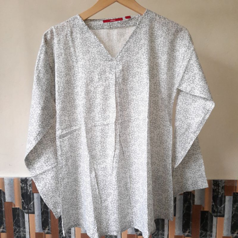 s oliver flower longsleeve  classic blouse// kemeja wanita branded original vintage-Bunga abu