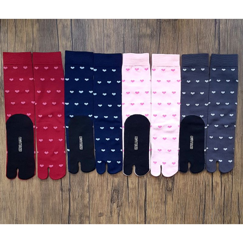 KAOS KAKI JARI JEMPOL NILON WANITA MUSLIMAH MOTIF LOVE/HATI DEWASA TELAPAK HITAM-2