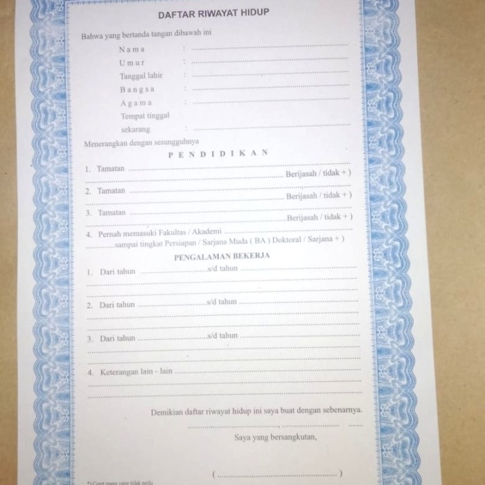 

Blangko Daftar Riwayat ukuran Folio(1 pak = 70 lembar)