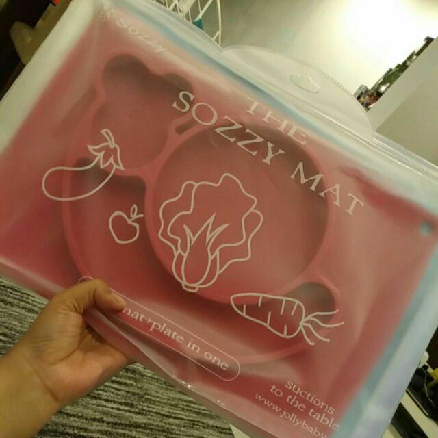 The Sozzy Placemat + Plate In One / Piring Makan Silicone Anak