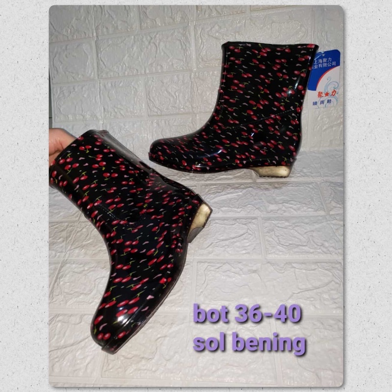 TERMURAH Sepatu Boot Air wanita motif sol bening / Boot tahan aer / boot plastik / sepatu tinggi wan