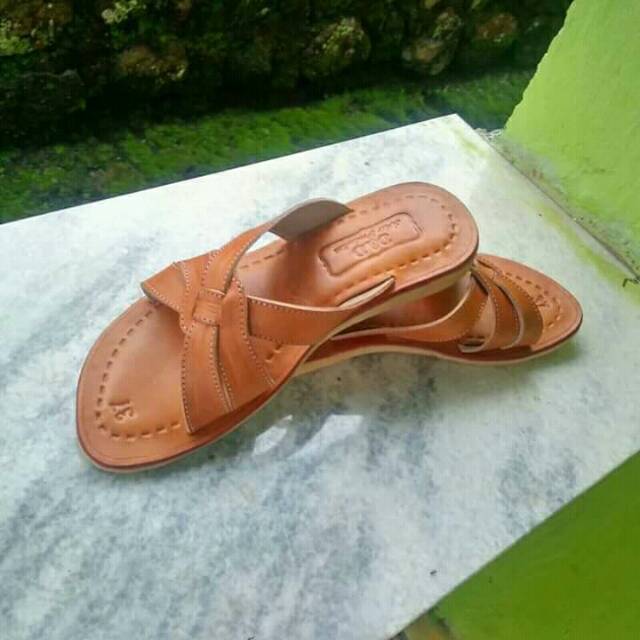 Sandal kulit taslir asli Magetan
