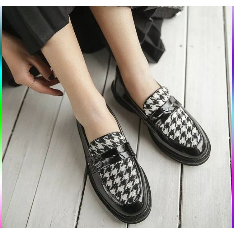 Sepatu Loafers Wanita Terbaru Docmart Import Premium 7763 Sepatu Sneakers Jeongyeon Slip On Mary Janes Viral Kekinian 1688 Bisa Cod