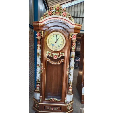 LEMARI JAM HIAS JEPARA