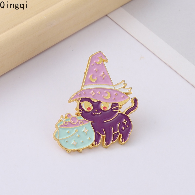 Bros Pin Enamel Desain Kartun Kucing Penyihir Warna Ungu Gaya Punk Gothic Untuk Hadiah