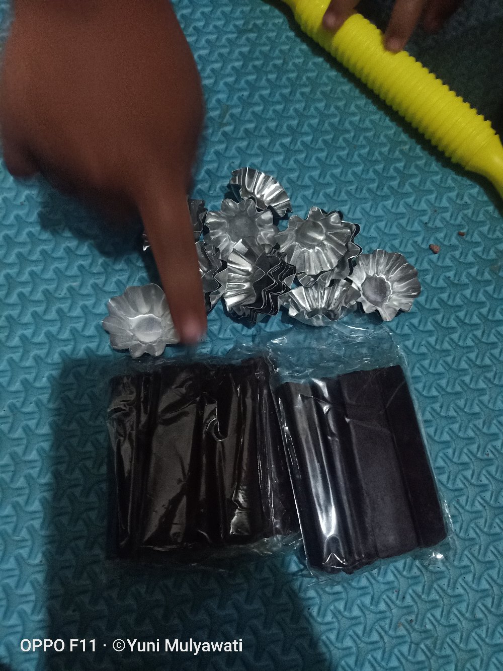 Rolling Nastar Garis Bahan Plastik