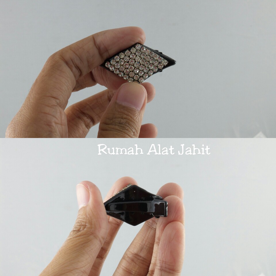 Jepit Rambut / Jedai Kecil Permata Jajar Genjang 07A2 2cm