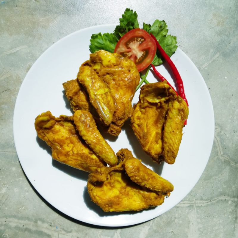 

Ayam Siap goreng bumbu kuning/Ayam goreng gurih/Ayam Goreng Frozen