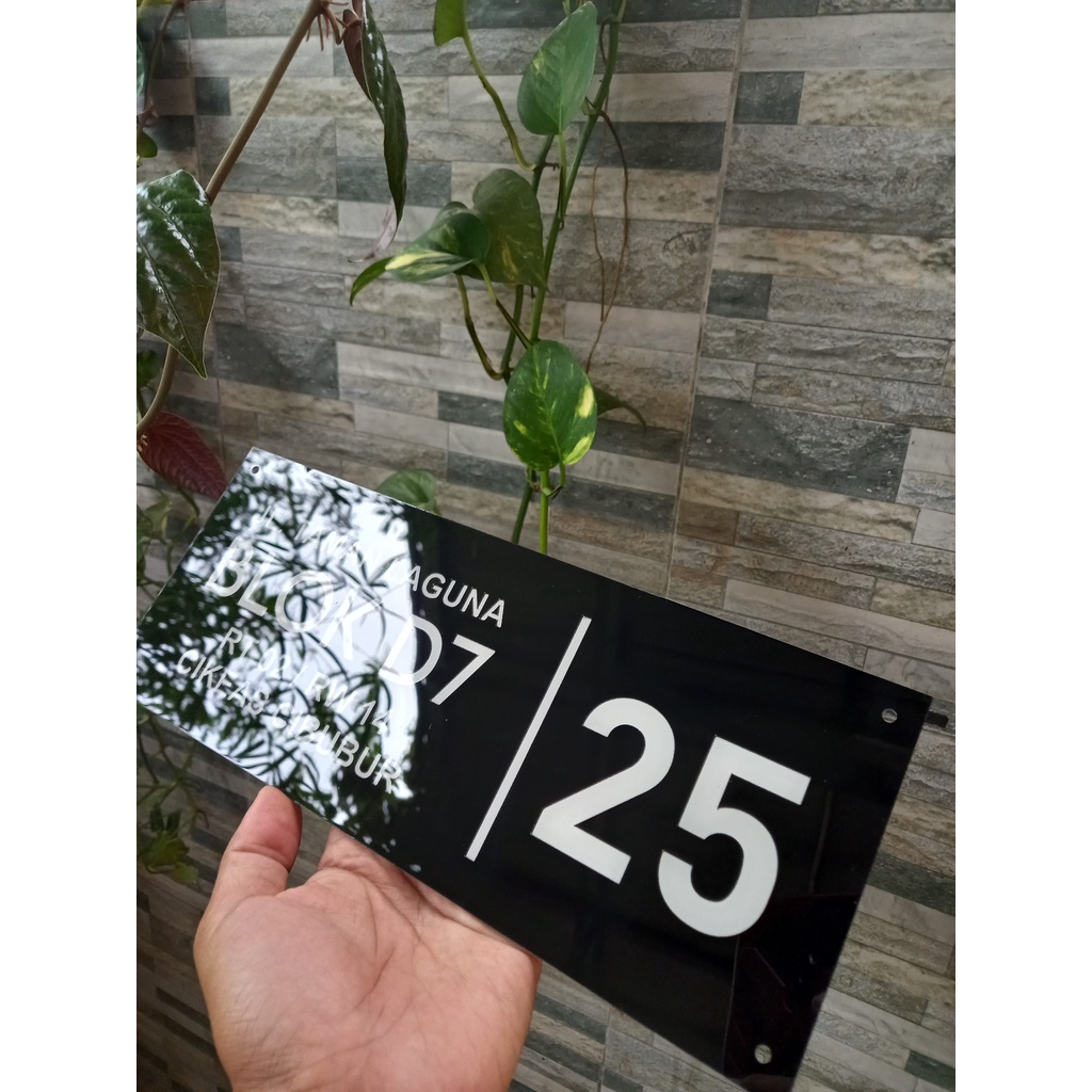 Custom Nomor Rumah Acrylic | Papan Alamat Akrilik Minimalis 30 X 12 CM