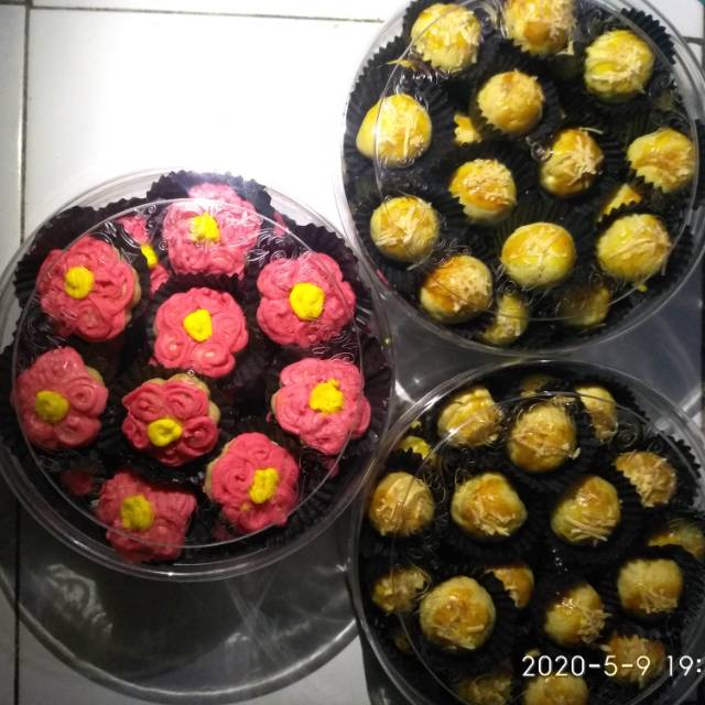 

Kue nastar