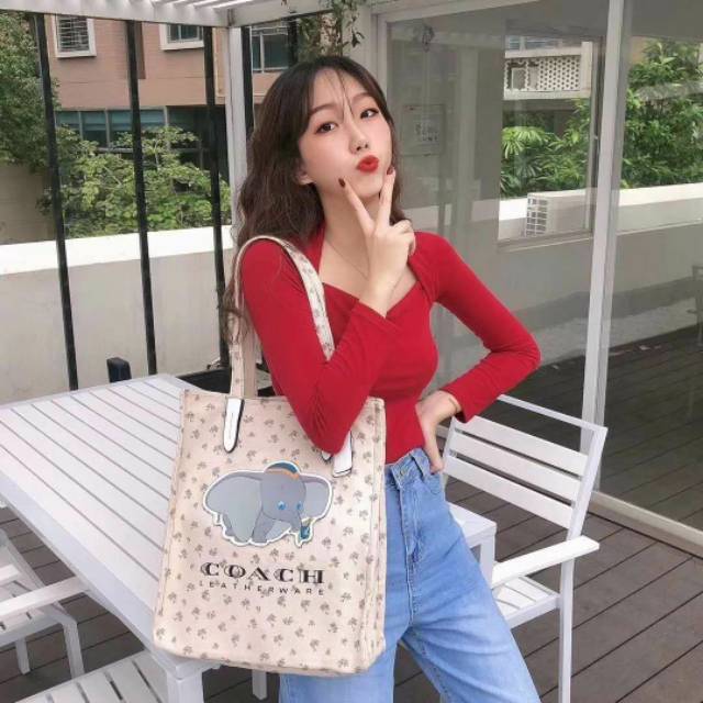 Tas coach bahu tote bahan kanvas motif print gajah untuk wanita