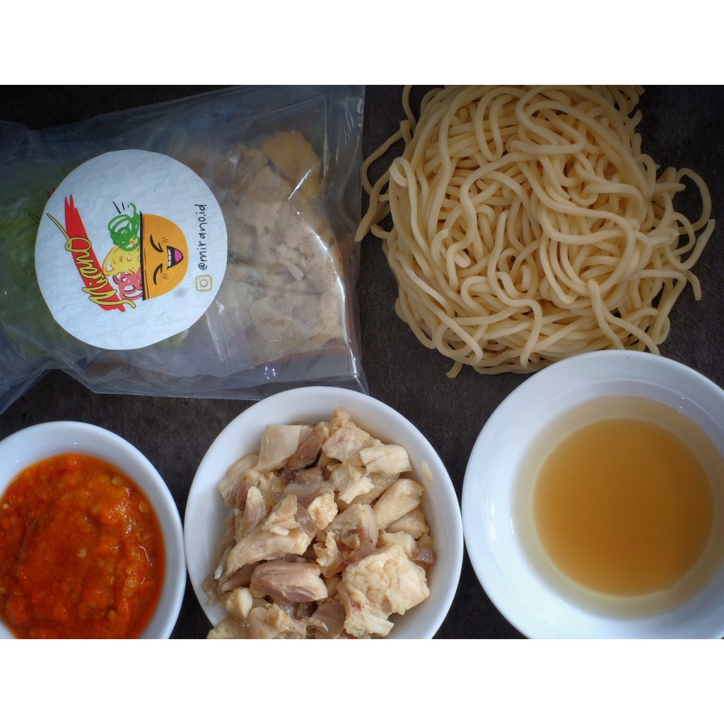 

MIRANO ORIGINAL MIE ISI AYAM KAMPUNG FROZEN NOODLE