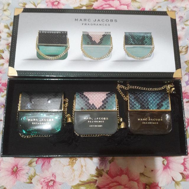 Parfum MARC JACOB MJ DECADENCE SET MINIATUR ISI 3 KADO HADIAH