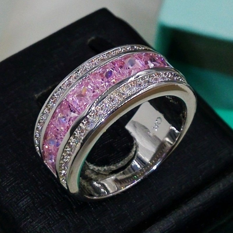 Cincin Sapphire Gem Elvis Presley Aloha Warna Pink Untuk Wanita