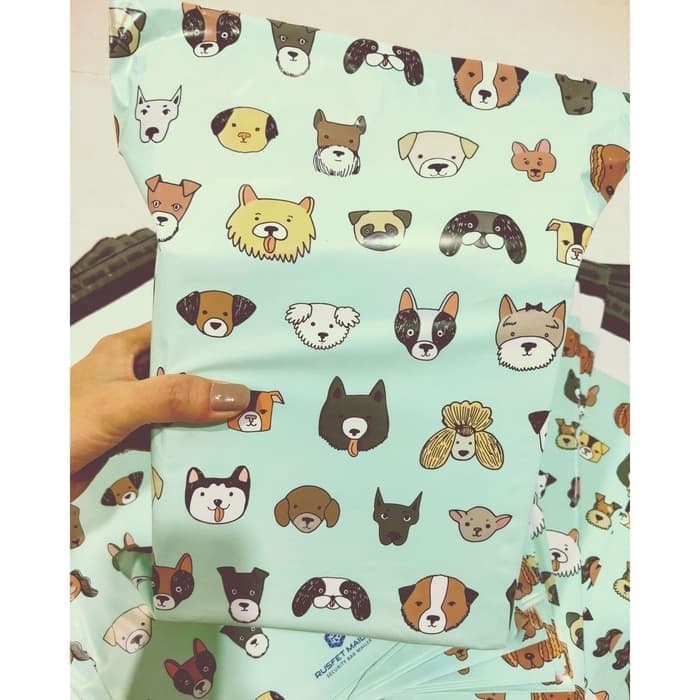 

AMPLOP PLASTIK POLYMAILER DOGGY FRIENDS 17cm x 25cm