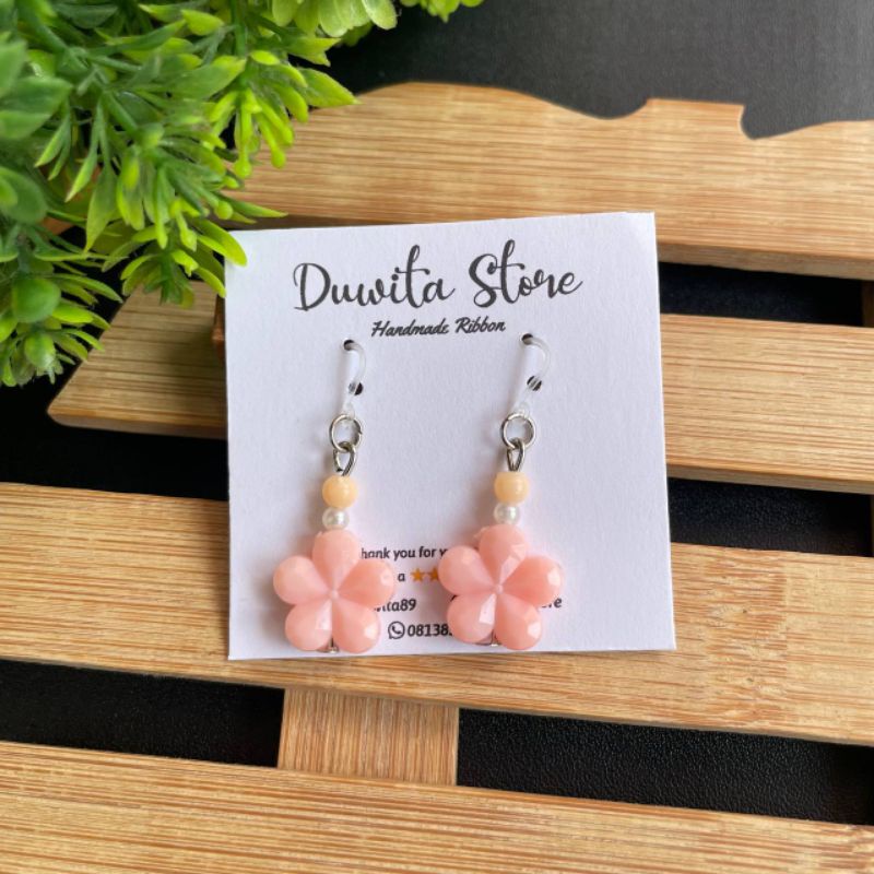 HANDMADE ANTING ANAK/DEWASA KAITAN PLASTIK MOTIF SAKURA PASTEL