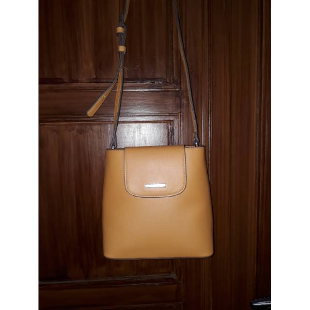 Tas branded hush puppies preloved