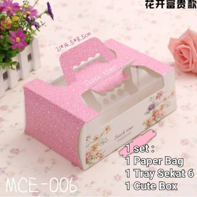 

Box Import Exclusive Multifungsi 21x14.5x8.5cm..utk cupcake dan moon cake isi 6..1 paket