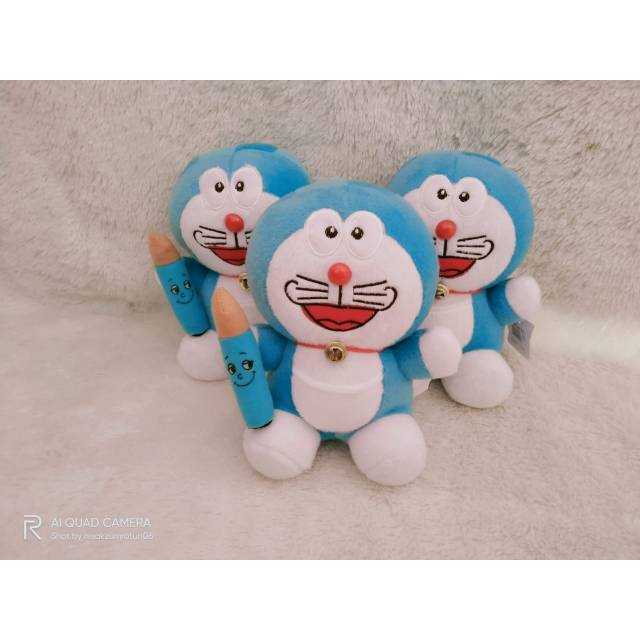 

Boneka Doraemon pensil