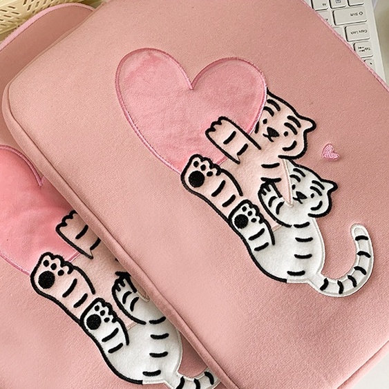 Sleeve Pouch Sarung Tas Bag Case Ipad Tab Tablet Macbook Air Pro Laptop Asus Acer Lenovo HP Huawei 11 12 13 14 15 inch Motif Gambar Harimau Tiger Warna Pink Lucu Cute Murah Korean Model